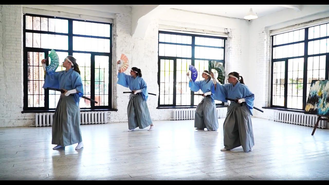 Kenbu Kokoro kai |Танец с мечом | Традиционные японские воинские искусства для девушек 剣舞 смотреть онлайн