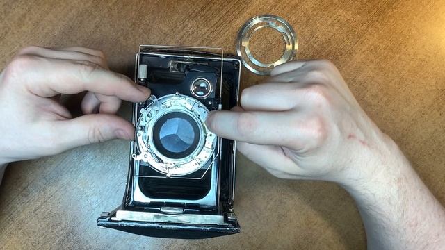 Camera Patent Etui 9x12, (Carl Zeiss Tessar 13,5 Cm) краткий обзор и разборка затвора Compur