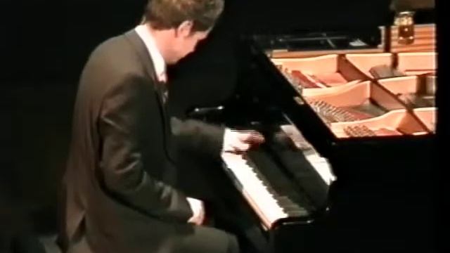 Chopin-Mazurka Op. 17 No. 1 смотреть онлайн