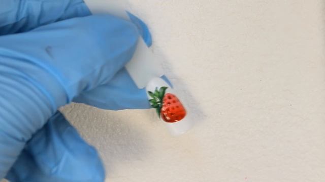 ФРУКТЫ гель-лаками. Клубника и банан. Дизайн ногтей с фруктами. смотреть онлайн