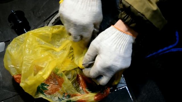 Hyundai Accent 2. Замена топливного фильтра (тонкой очистки)