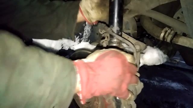 Замена передних пружин на Пежо 405 смотреть онлайн