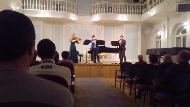 Paul Juon- Divertimento (first movment) смотреть онлайн