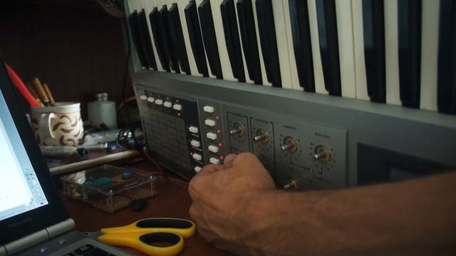 Маэстро, сантабарбара, часть 3. Модинг - управление затуханием + фильтр одновременно. смотреть онлайн