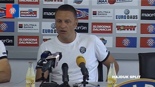 Vukas uoči Rijeka - Hajduk смотреть онлайн