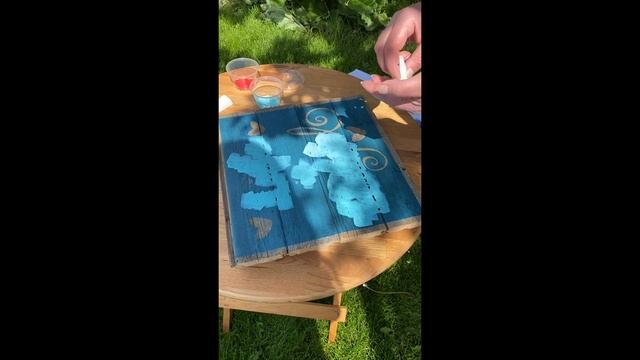 How to paint a rustic sign using Oracal stencil material смотреть онлайн