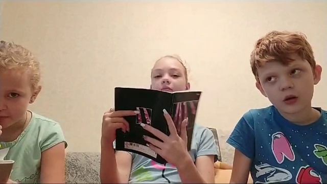 // КТО ЛУЧШЕ МЕНЯ ЗНАЕТ? ДРУГ VS ПОДРУГА // ЕСТЬ ЛИ У МЕНЯ РОДНАЯ СЕСТРА ИЛИ БРАТ?!?! // Kina.vel //