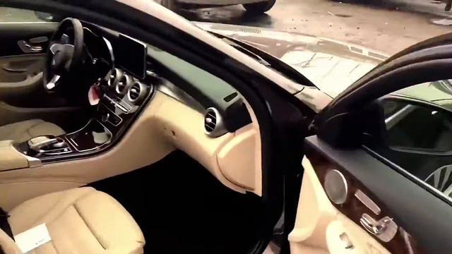 Mercedes-Benz / Mercedes-Benz C-Class/ Mercedes-Benz C-300 4 Matic