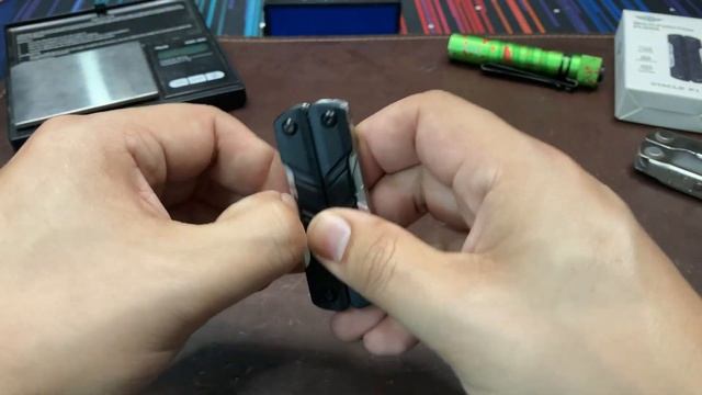 Olight enters the multitool market - The Otacle P1 from OKNIFE! смотреть онлайн