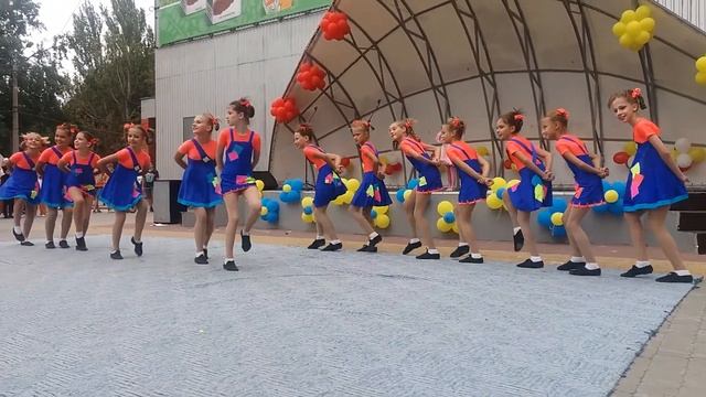 "На большом воздушном шаре". "Сюрприз" смотреть онлайн