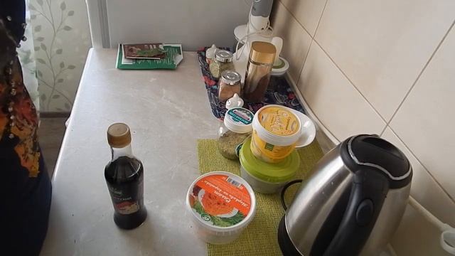 ВЛОГ Домашние хлопоты на кухне|Болталка|Готовлю ужин Жаренный Хек смотреть онлайн