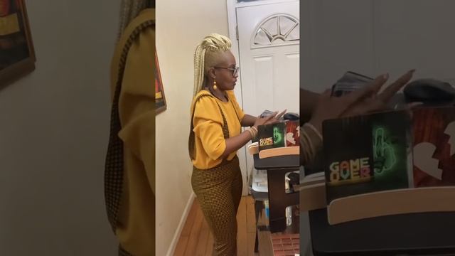 Poor Tink Tink. Poor Jodie stagnant stuck and alone thinking how he carried ppl! смотреть онлайн