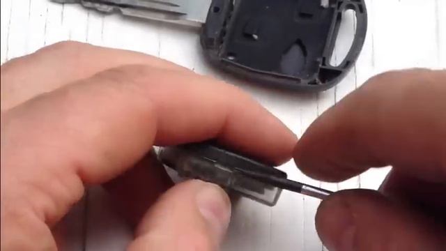 How to replace remote key battery Toyota Yaris. Years 1999 to 2005. смотреть онлайн