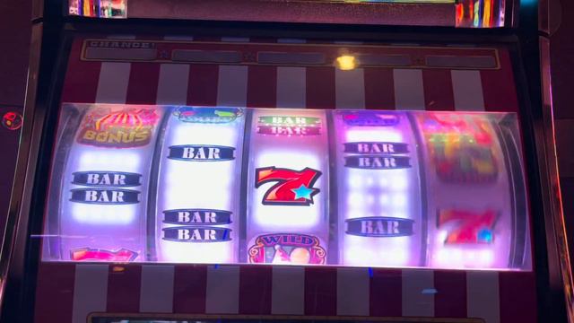 How Long Will $20 Last on Slot Machines at Treasure Island in Las Vegas!? смотреть онлайн