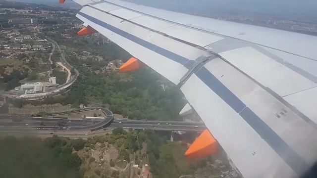 The perfect landing at Napels, Napoli airport !! смотреть онлайн