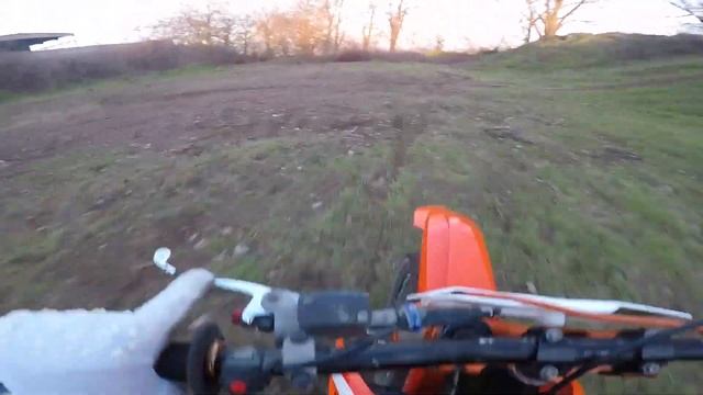 KTM SX 125 Vs KTM SXF 250 *2Tvs4T*