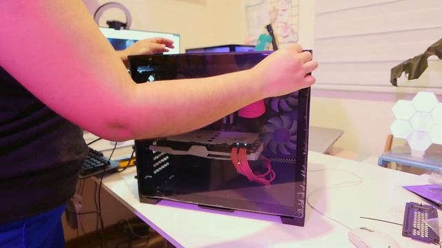 Building A PC! Lian Li Dynamic O11 Mini