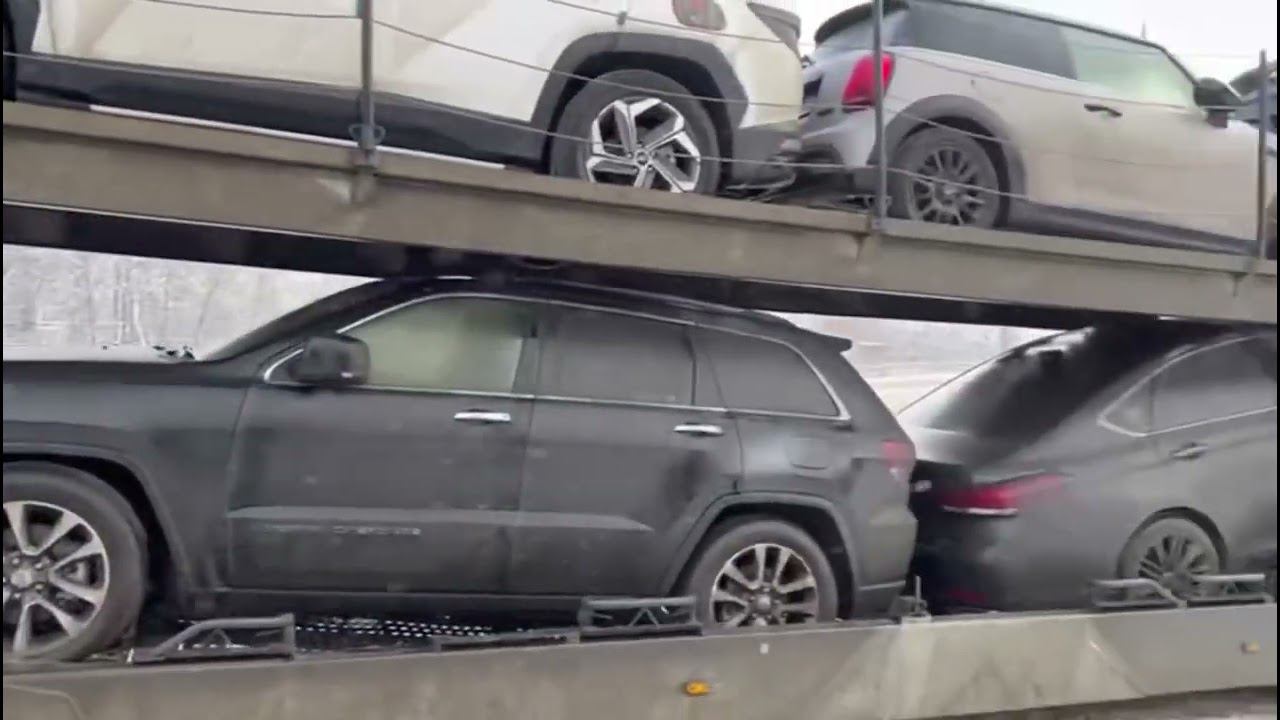 Сегодня 17 ноября прибыл очередной автовоз с партией автомобилей из Кореи … смотрите наш авито смотреть онлайн