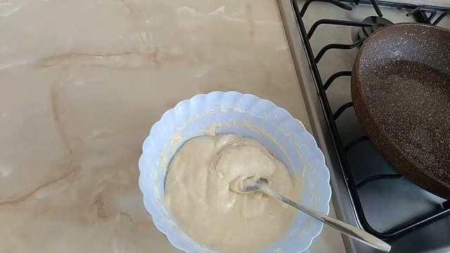 Рецепт пышных оладьев на кефире! Очень простой и вкусный рецепт! смотреть онлайн