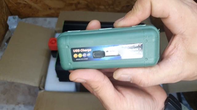 Invertor Portabil 2500w de la Solid Volt-Unboxing смотреть онлайн
