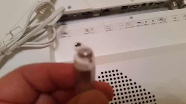Sharp LC-49XUF8772ES. ВНИМАНИЕ!!! Не Покупайте SHARP сделанный в Беларуси. НИКОГДА!!! смотреть онлайн