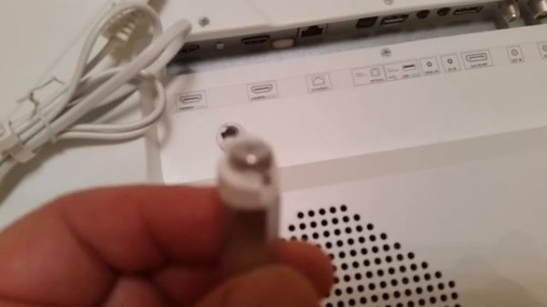 Sharp LC-49XUF8772ES. ВНИМАНИЕ!!! Не Покупайте SHARP сделанный в Беларуси. НИКОГДА!!!