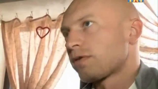 Брошенка строит из себя стерву-обольстительницу смотреть онлайн