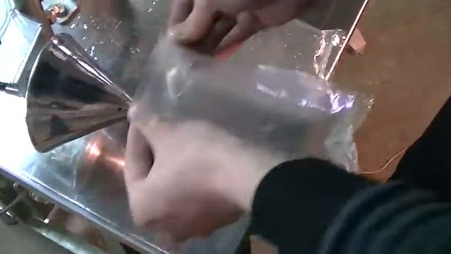 Полуавтомат дой-пак жидкостной У-01.145 ЗАВОД ПРОГРЕСС смотреть онлайн