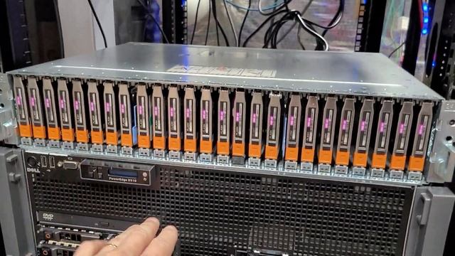 What not to buy when picking a Disk Array on Ebay for your home lab. Say no to Dell MEMC KTNSTL4 FC смотреть онлайн