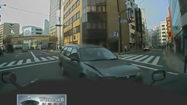 Регистратор притягивает аварии? смотреть онлайн