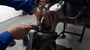 обслуживание редуктора и кардана на BMW R1200GS LC