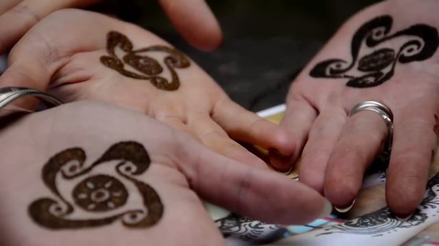 Мехенді на Трипільському колі 2012. Парад стихій смотреть онлайн