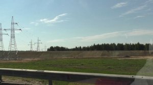 Оставила орхидеи и мысли о них. Собрали огурцы, погасили стеллажи, собаку в багажник и по гостям.