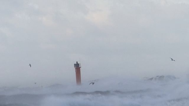 Шторм на Рижском заливе 17.01.22.-го. смотреть онлайн