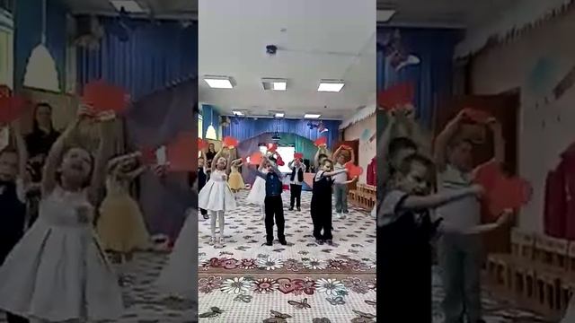 Вход с ❤ ❤ ❤ на 8 марта смотреть онлайн