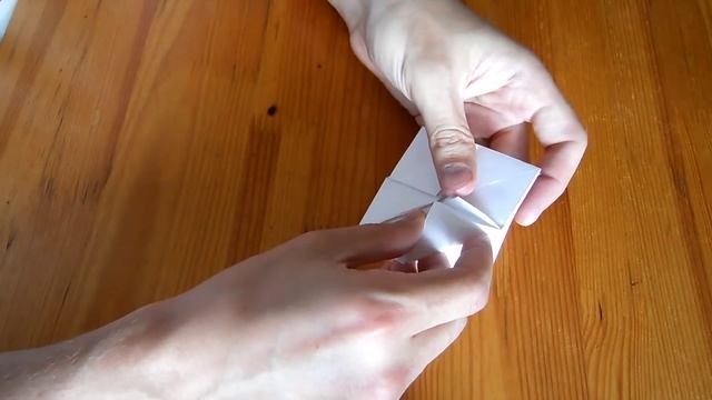 Как сделать водяную бомбочку из бумаги - How to Make a Paper Balloon смотреть онлайн