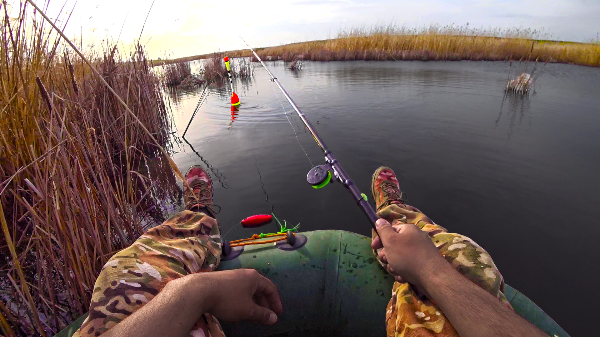 ЛОВЛЯ КАРАСЯ в МАЕ 2024 смотреть онлайн