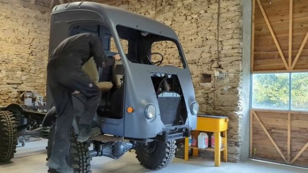 La FIN est PROCHE - RESTAURATION 4X4 Renault R2087 - Partie 23