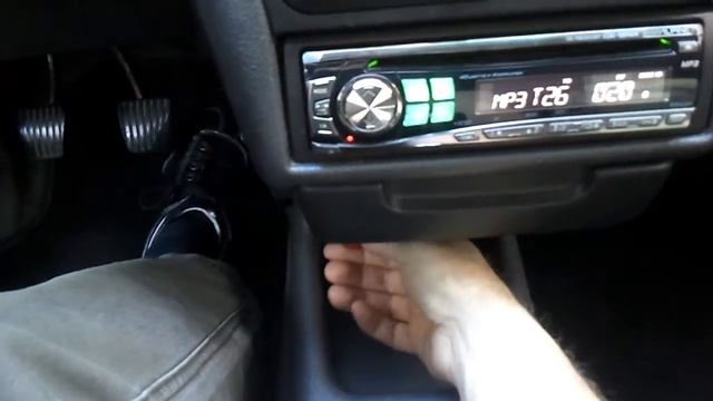 OPEL CORSA B 1.4 SI 93 CON D/A ELECTRICA смотреть онлайн