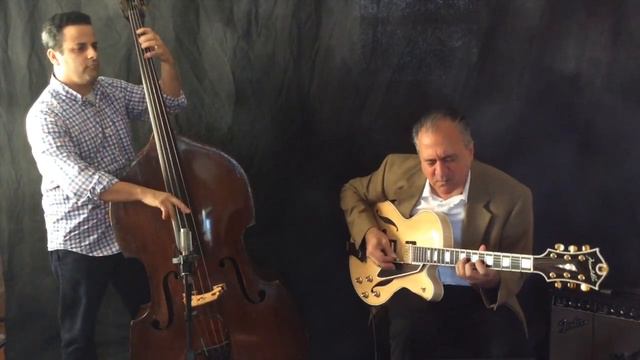 Pete Coco and Steve Salerno play Byrdlike смотреть онлайн