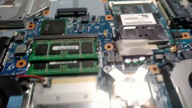 ноутбук TOSHIBA QOSMIO G20 чёрный экран, оживление, бюджетный ремонт своими руками смотреть онлайн