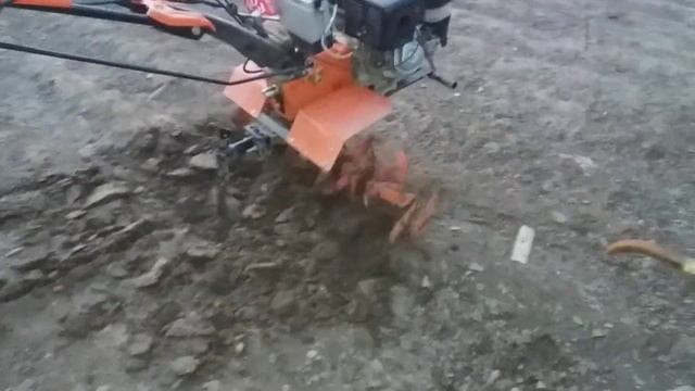 mini traktir. moti kultuvatir. МОТОБЛОК. смотреть онлайн