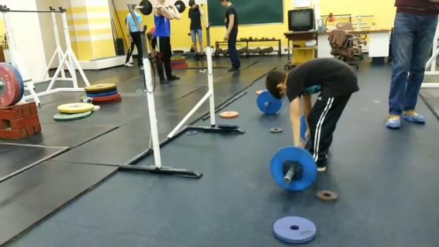 Юные штангисты смотреть онлайн