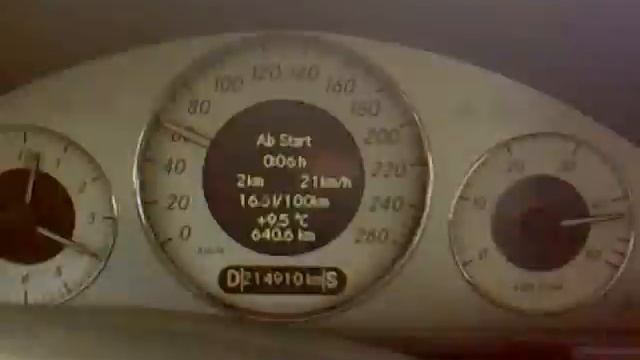 Mercedes-Benz E320 (W211) 0-100 acceleration смотреть онлайн