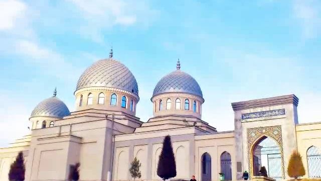 Ташкент. Площадь Чорсу. Медресе Кўкалдош смотреть онлайн