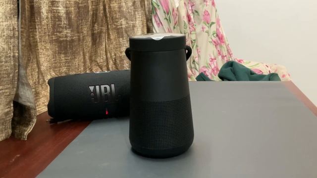 JBL Charge 5 vs Bose SoundLink Revolve+(Series II) Sound Comparison смотреть онлайн