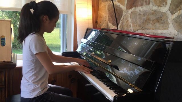 Chopin - Grande Valse Brillante Op.34 No.1 - Played by Chihiro (14 yrs) Soon After Finish Reading смотреть онлайн
