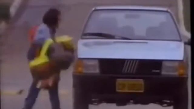 Propaganda - Fiat Uno Mille 1990 смотреть онлайн