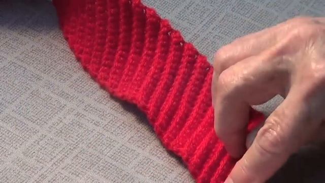 Simple Easy Crochet Tie смотреть онлайн