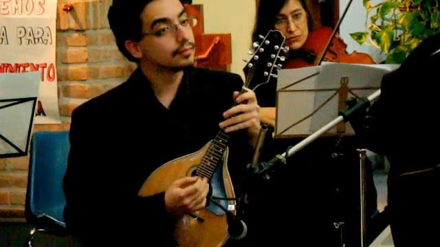 concierto de Mandolina de Vivaldi por Nicolás Castillo 24 9 11 смотреть онлайн